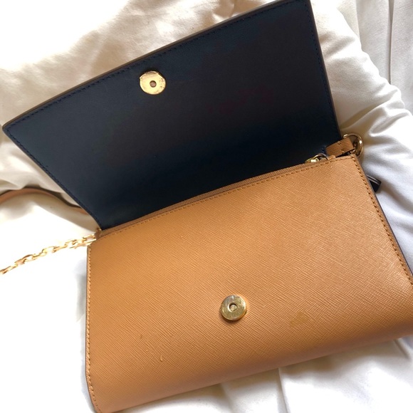 Tory Burch Robinson Wallet on Chain - Picture 3 of 5